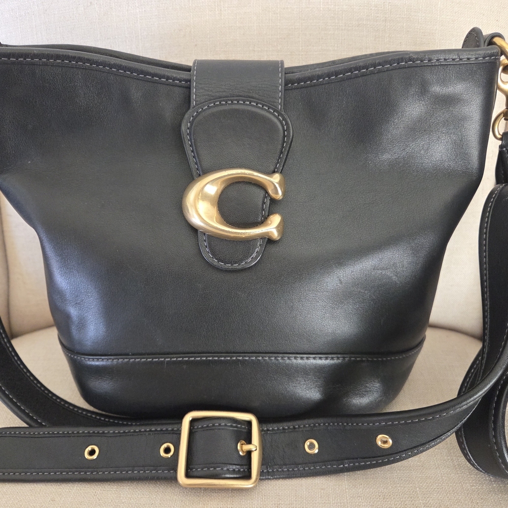 Coach Black Leather Shoulder Bag with Gold and Tan Accents - Picture 2 of 16
